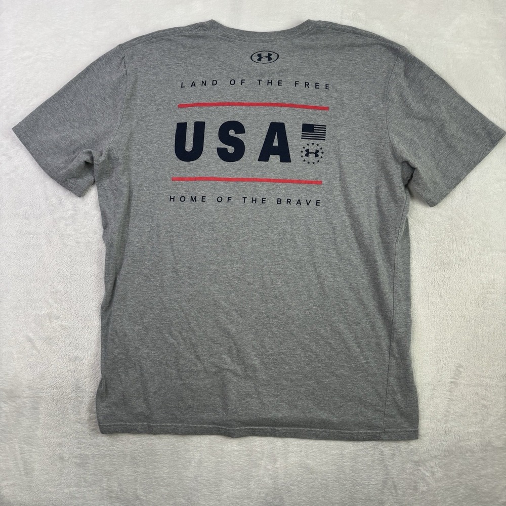 Under Armour HeatGear USA Land of the Free Grey Short Sleeve Graphic Shirt LG
